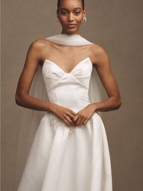 a line square neck wedding dress Simple Satin A-line Neckline Beach Dresses, Bridal Gown, MW805 Tulle A-line Off-the-Shoulder Beach elegant formal dress tailored fit Size:2 years